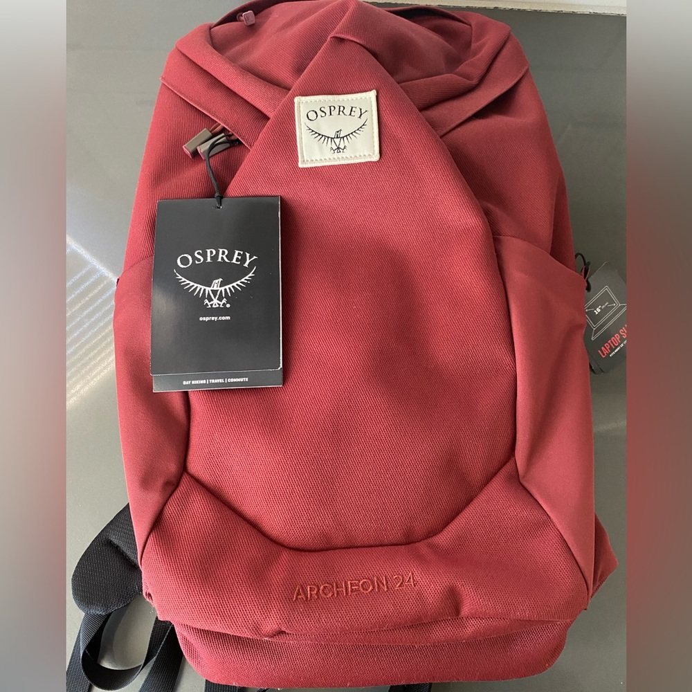 OSPREY Archeon 24L crimson red hiking backpack - NWT